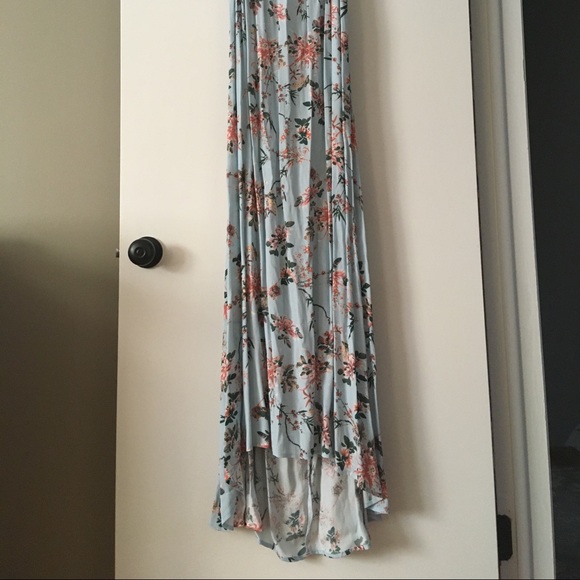 Beautiful Floral & Pale Blue Dress - Picture 3 of 8